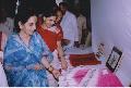 महात्मा फूले जयंति पर आयोजित कला प्रदर्शनी का अवलोकन करते हुए जोधपुर नगर निगम महापौर डाॅ. ओमकुमारी गहलोत  